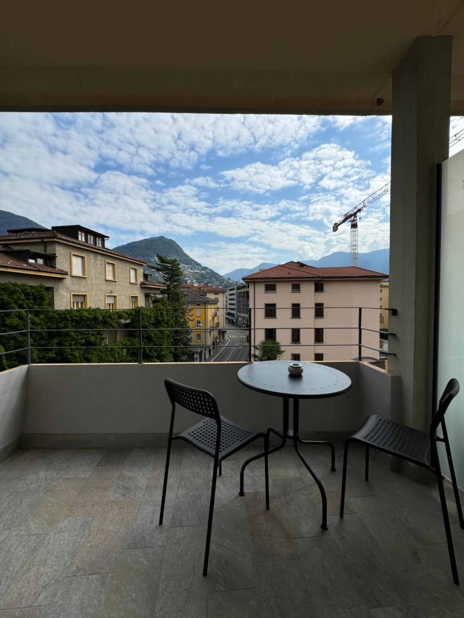 Deluxe Central Apartment - Free Parking Lugano Dış mekan fotoğraf